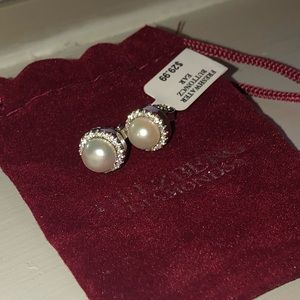 Helzberg Fresh Water Pearl Stud Earrings